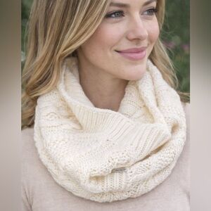 Calvin Klein cable knit infinity scarf